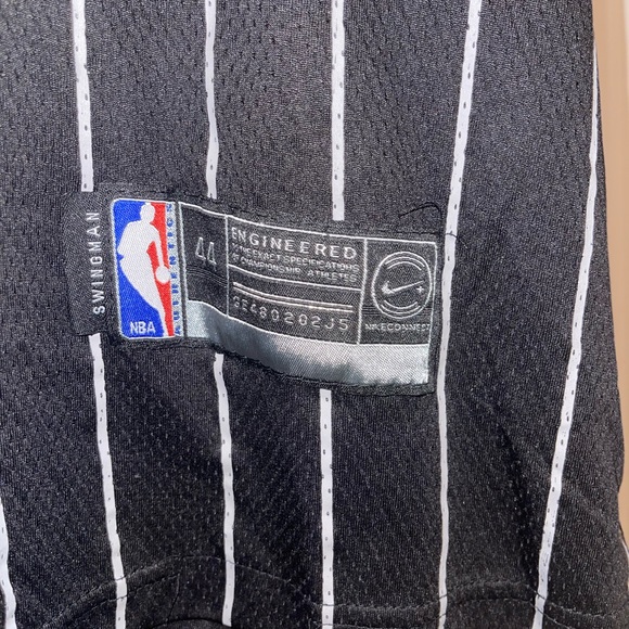 Michael Jordan Chicago Bulls Jersey - Picture 3 of 4